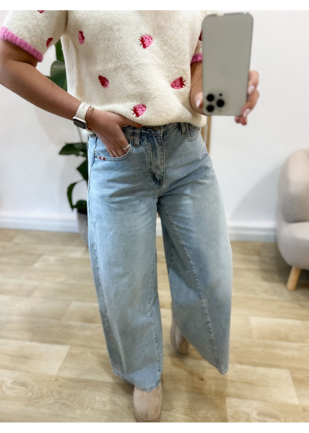 Spodnie z jeansu szerokie...