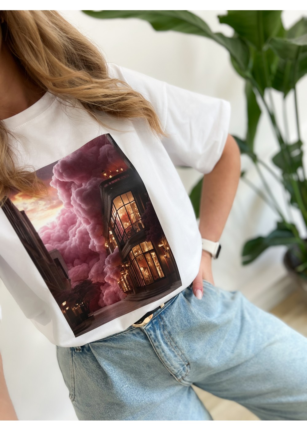 T-shirt z różowym nadrukiem