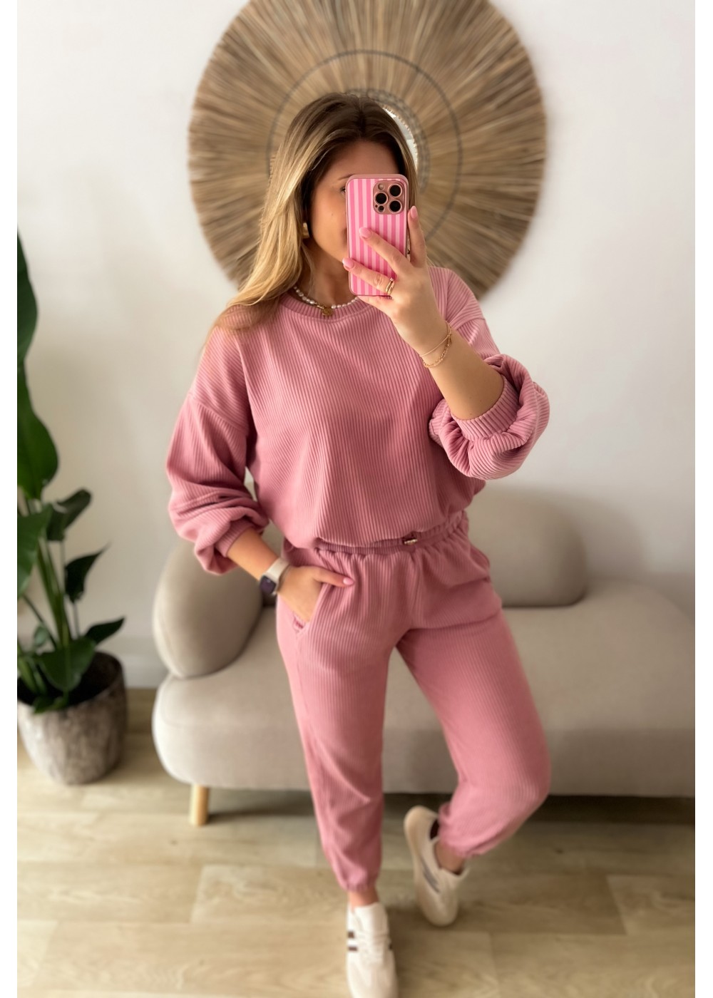 Komplet z prążkowanego...