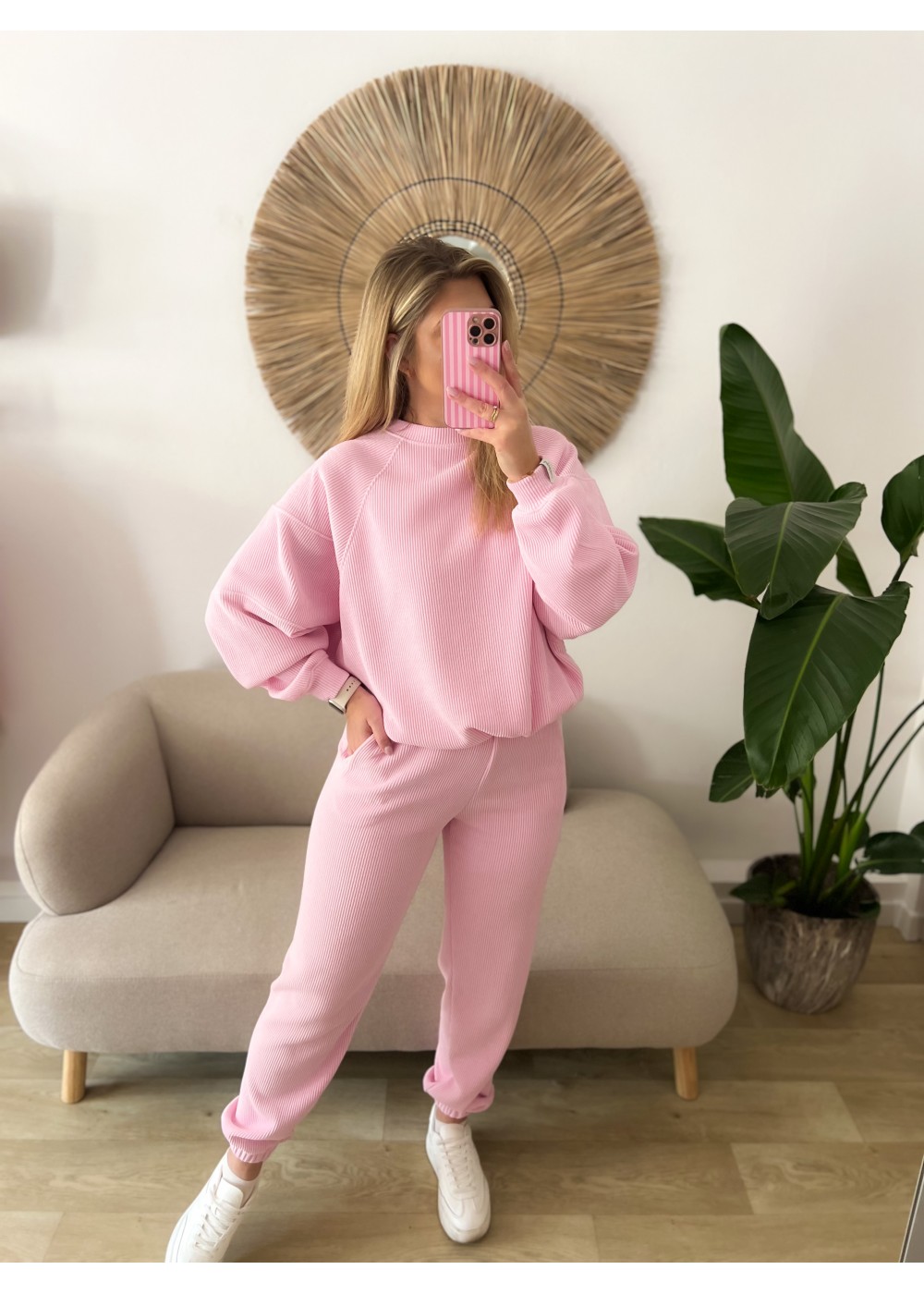 Komplet z prążkowanego...